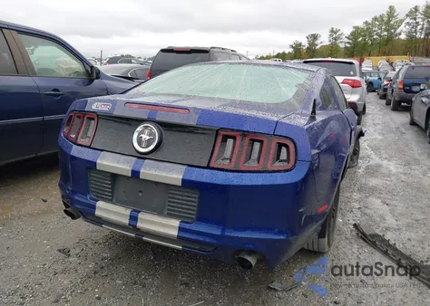 2014 Ford Mustang V6 из США, поврежденный, VIN 1ZVBP8AM0E5280580